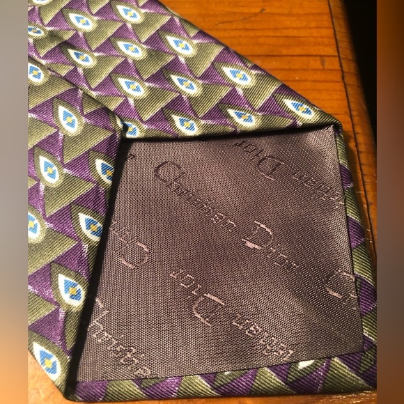 Christian Dior Monsieur Purple and Green Patterned All Silk Tie - Picture 4 of 7